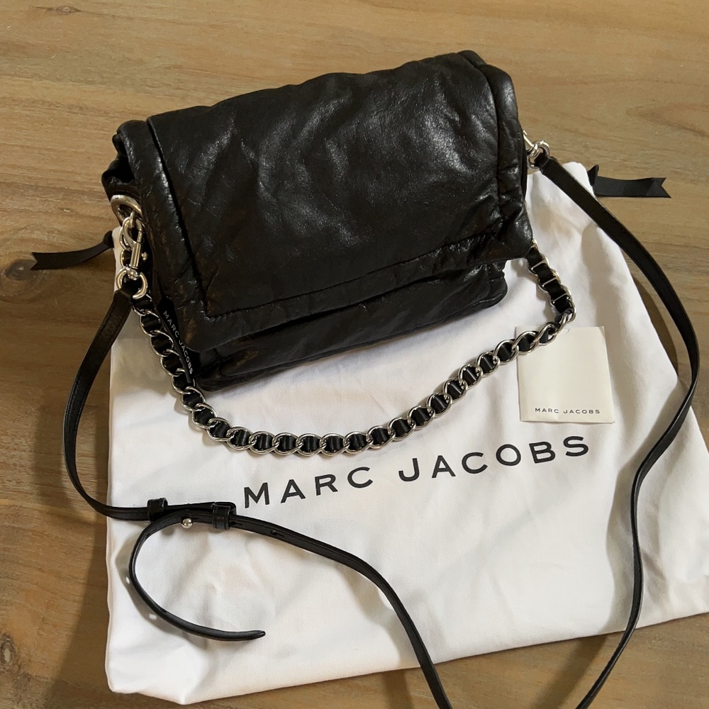 Marc Jacobs Small Crossbody Chain Bag